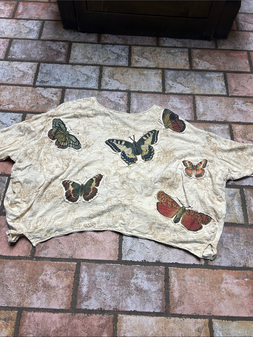 Butterfly Print Cream Short-Sleeve Tunic Top